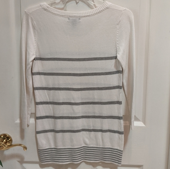 Gap Women's 3/4 Sleeve Striped Sweater Size XS - Picture 5 of 7